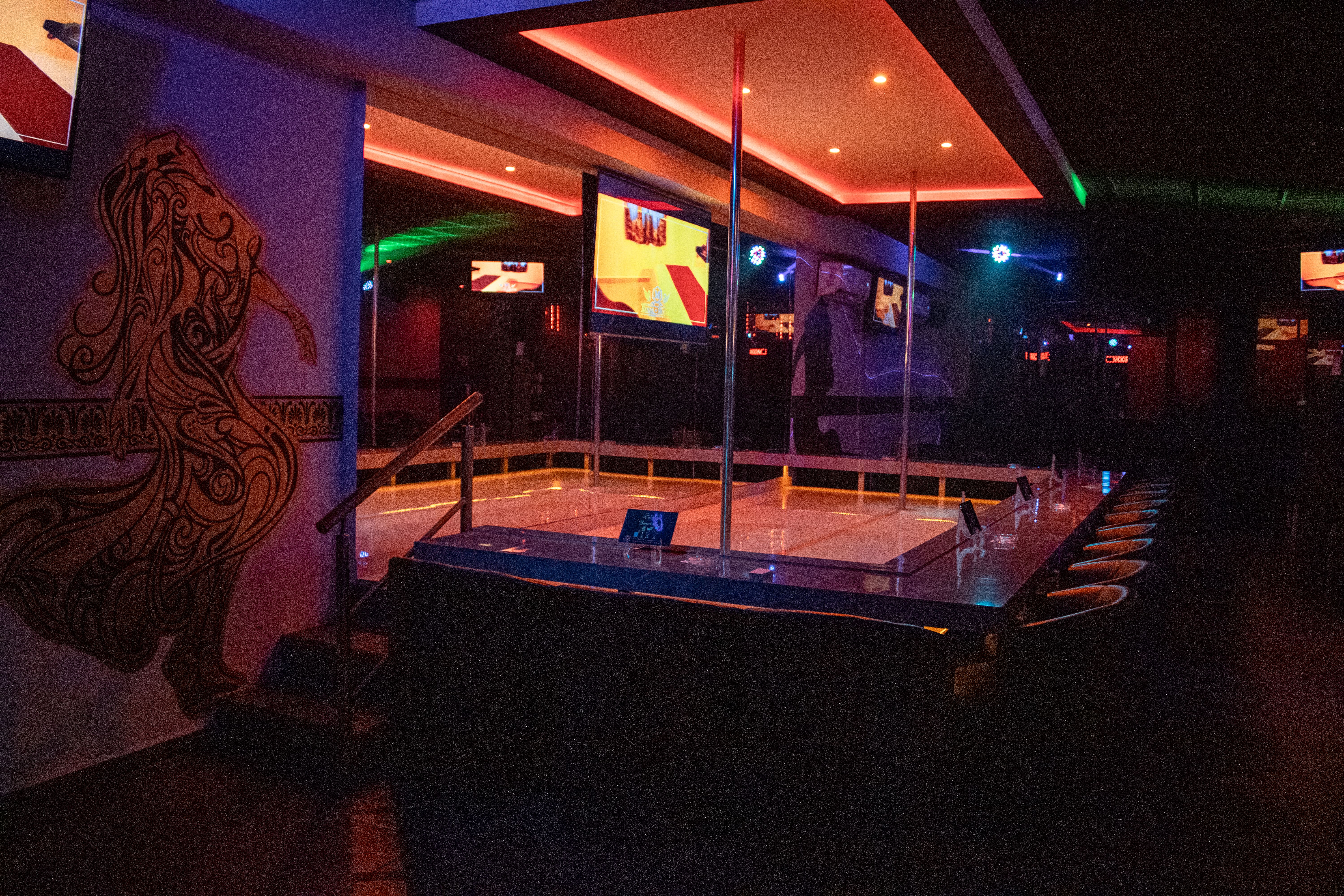 Show y música en Sahara Club